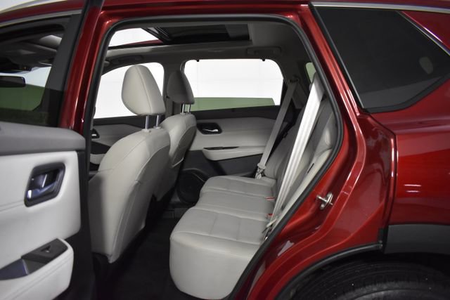 Certified 2024 Nissan Rogue SV w/ SV Premium Package AWD/4WD image 28