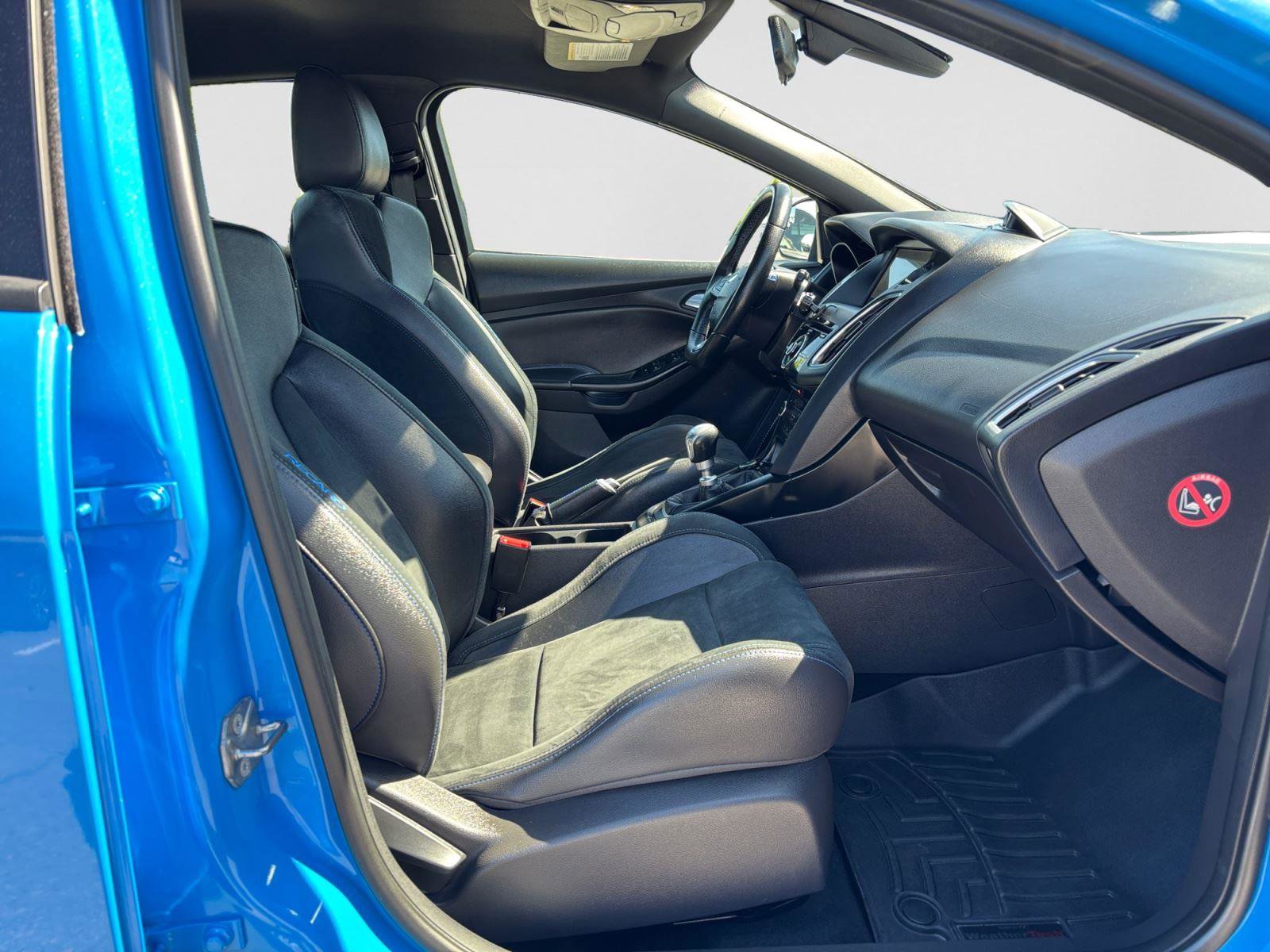 Used 2016 Ford Focus RS AWD/4WD image 15