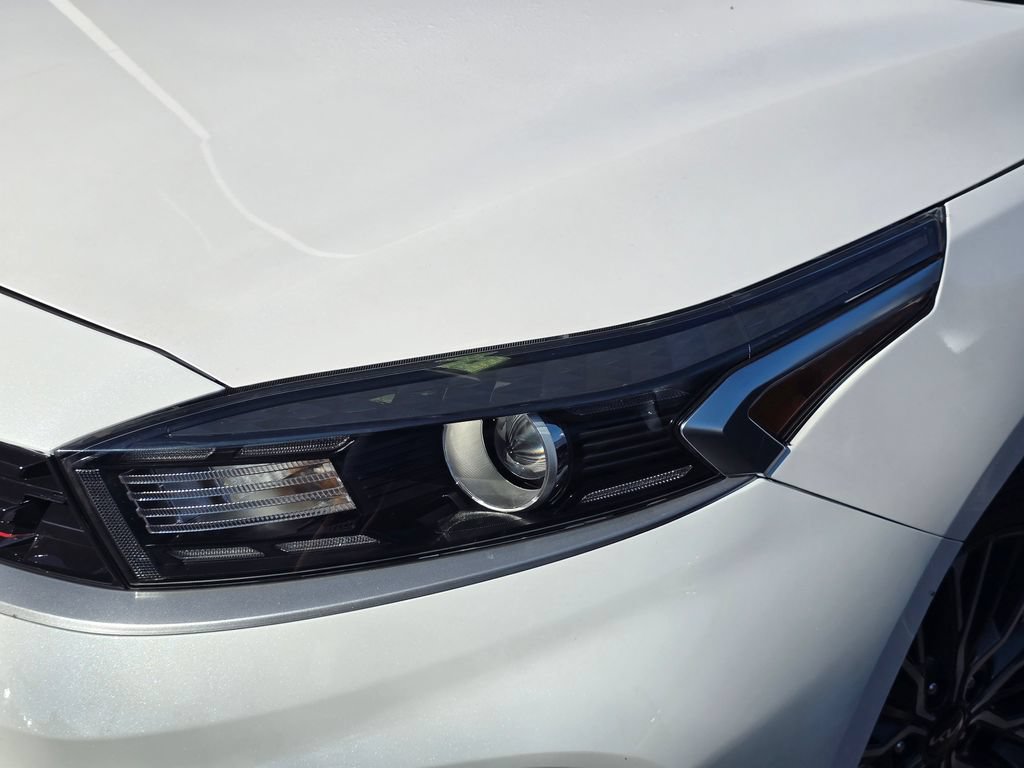 Used 2023 Kia Forte GT-Line w/ GT-Line Premium Package FWD image 21