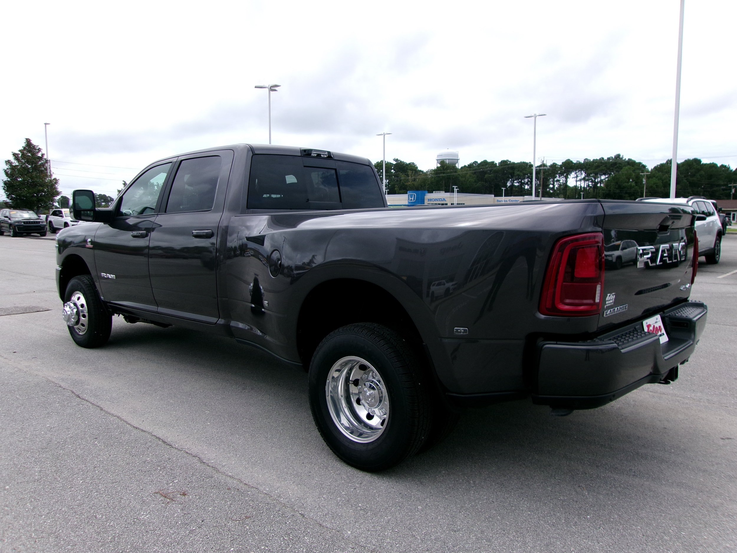 New 2026 RAM 3500 Laramie AWD/4WD image 2