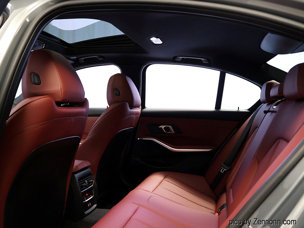 Certified 2025 BMW 330i xDrive Sedan image 13