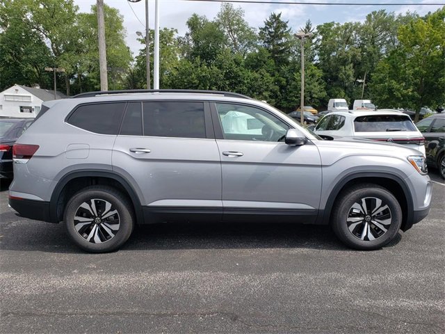 New 2026 Volkswagen Atlas SE image 2