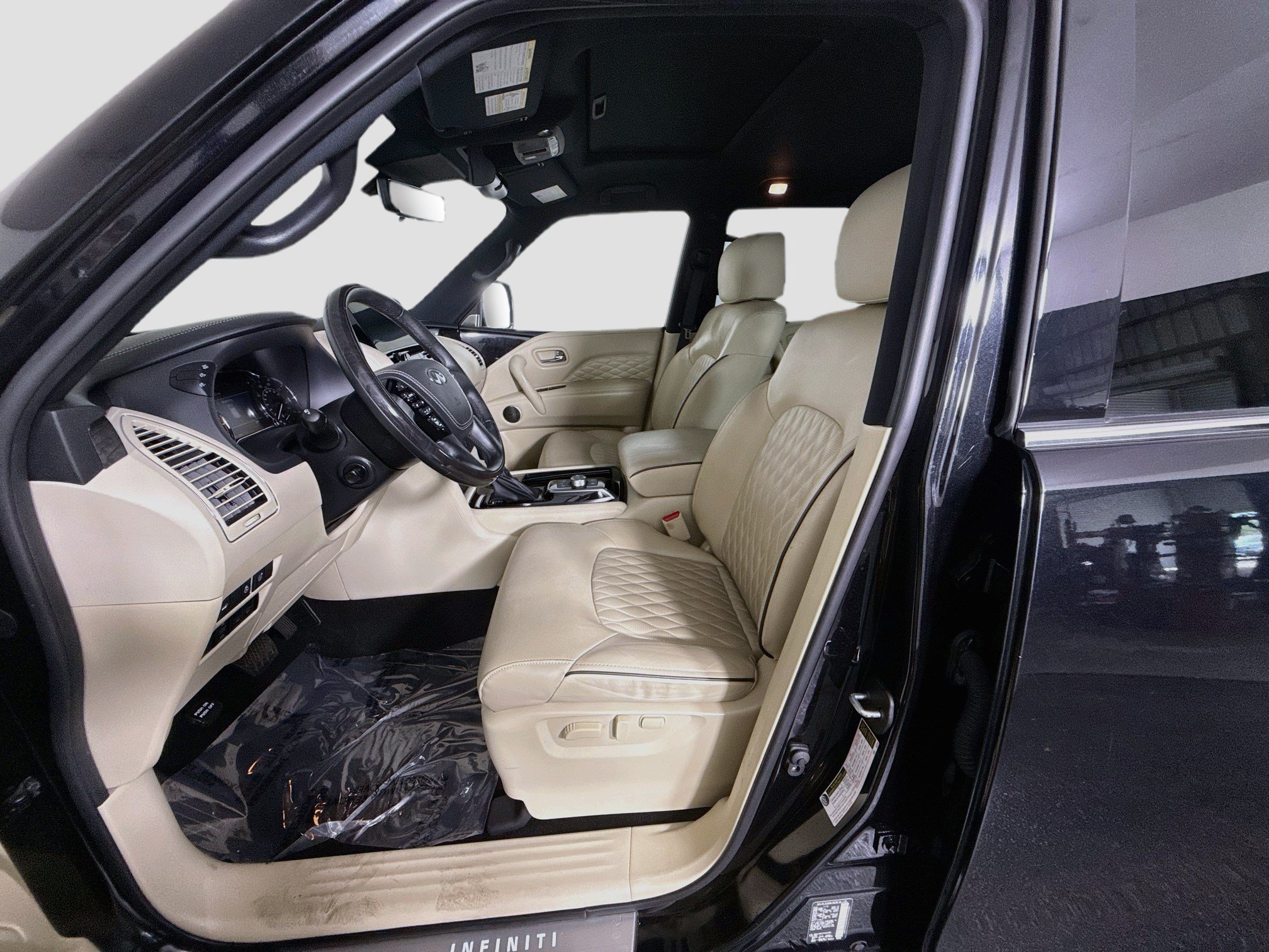 Used 2023 INFINITI QX80 Sensory w/ Cargo Package AWD/4WD image 21