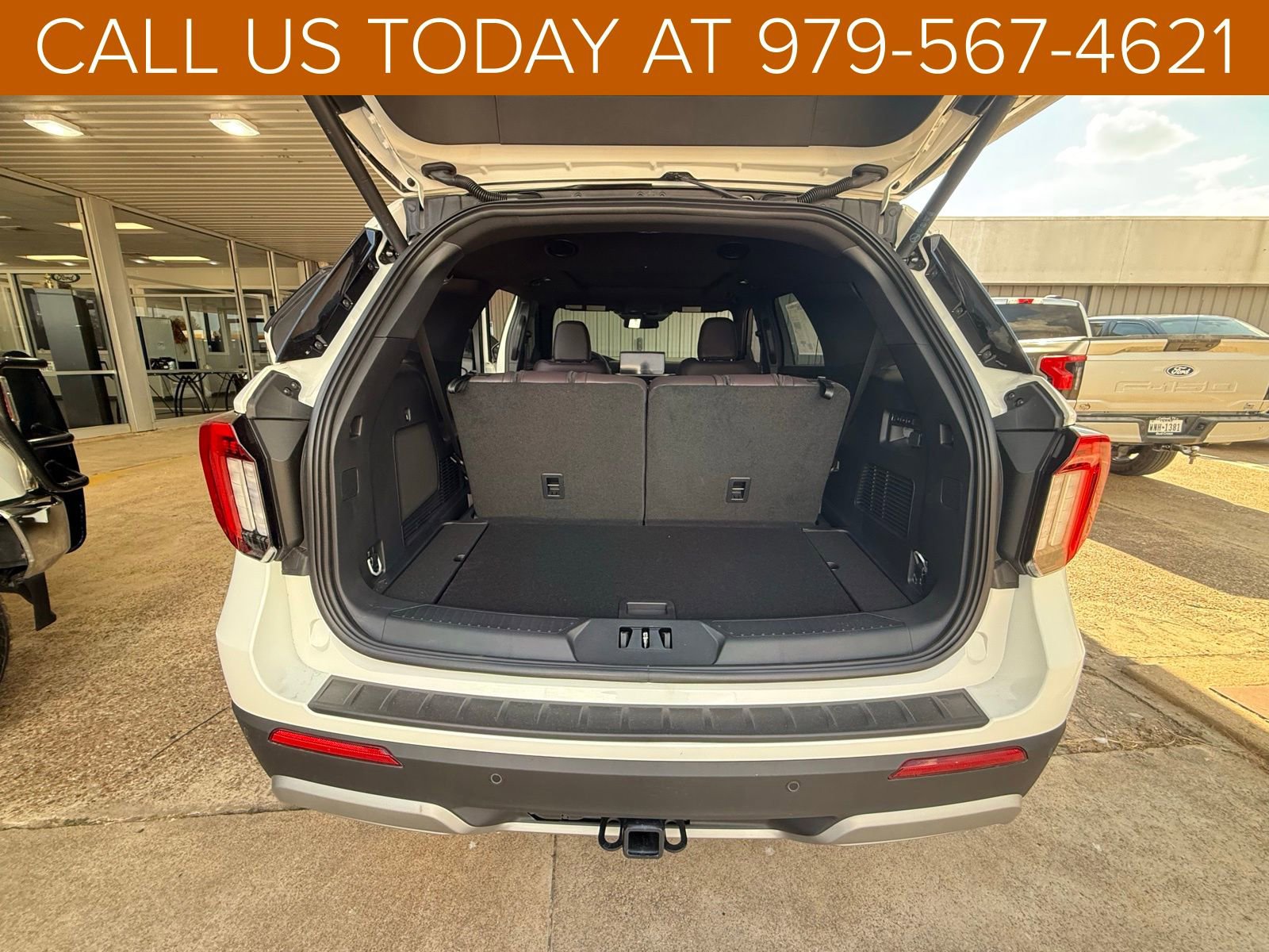 New 2025 Ford Explorer Platinum image 37