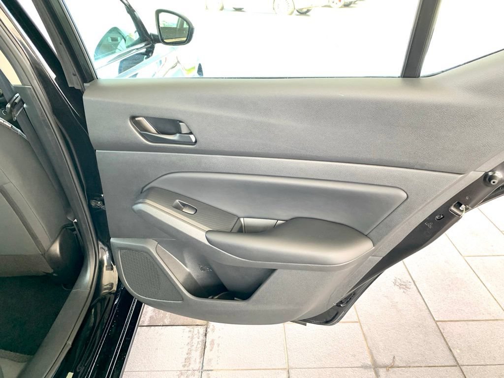 Used 2023 Nissan Altima 2.5 S FWD image 23