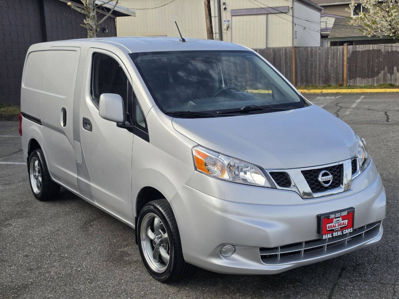 Used 2017 Nissan NV200 SV FWD image 40