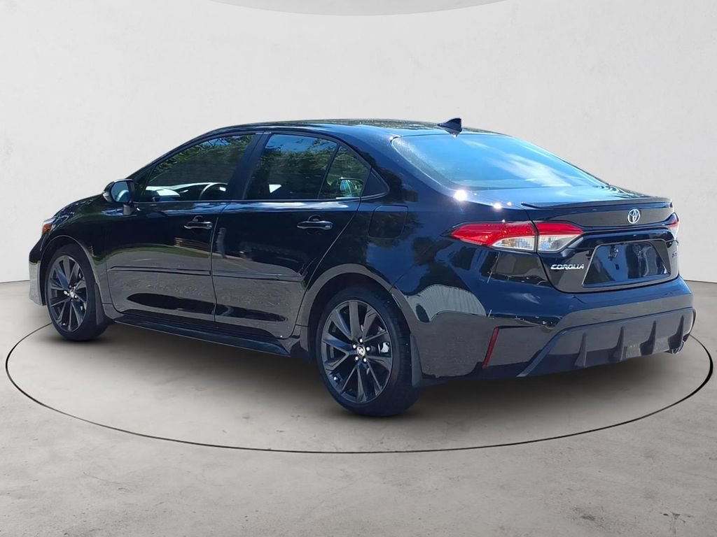 Used 2026 Toyota Corolla SE w/ SE Package FWD image 7