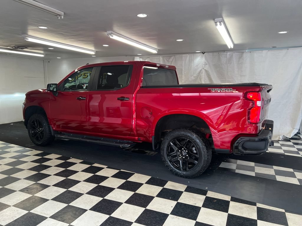 Used 2022 Chevrolet Silverado 1500 LT Trail Boss w/ Bed Protection Package AWD/4WD image 11