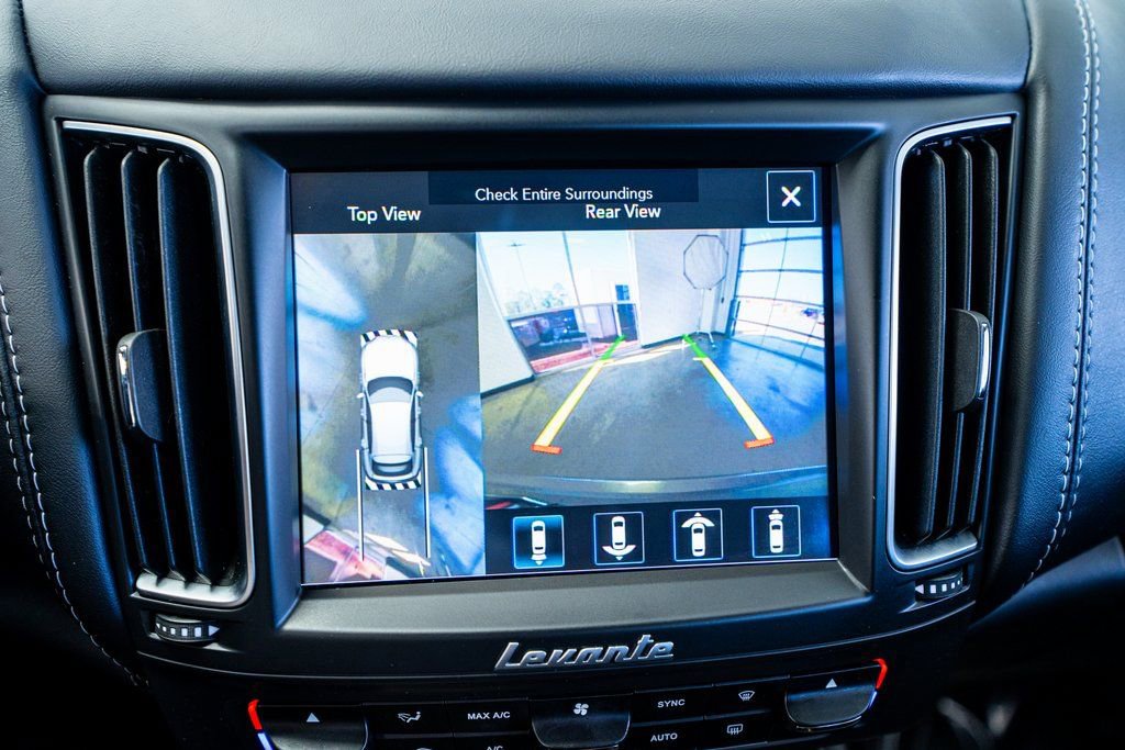 Used 2017 Maserati Levante w/ Luxury Package image 49