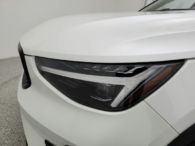 Certified 2025 Volvo XC40 B5 Ultra AWD/4WD image 38
