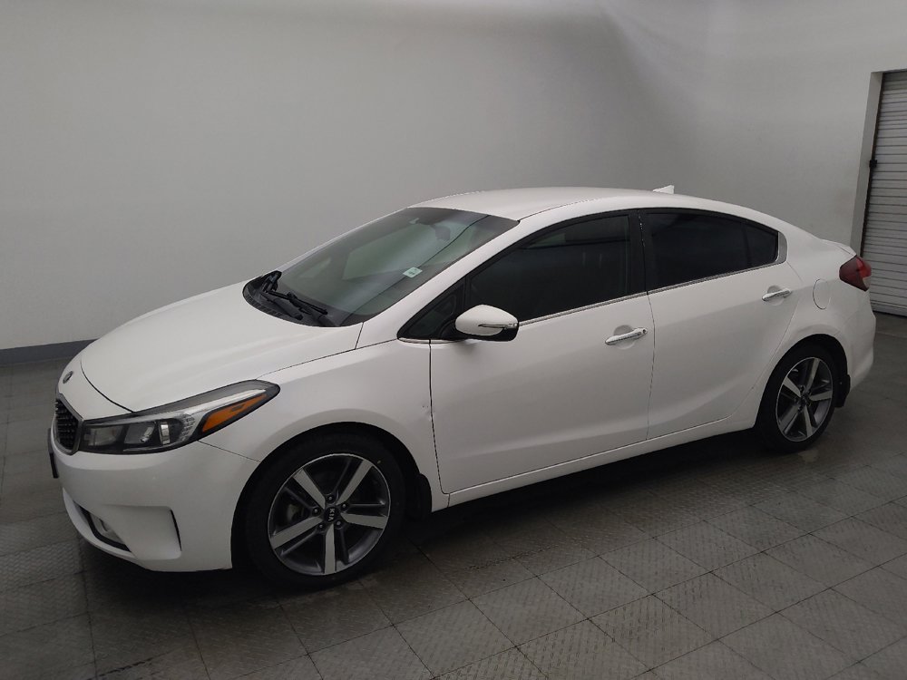 Used 2017 Kia Forte EX FWD image 2