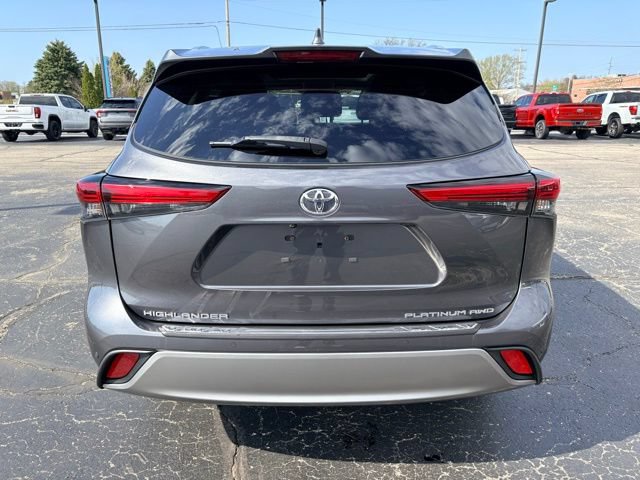 Used 2022 Toyota Highlander Platinum AWD/4WD image 7
