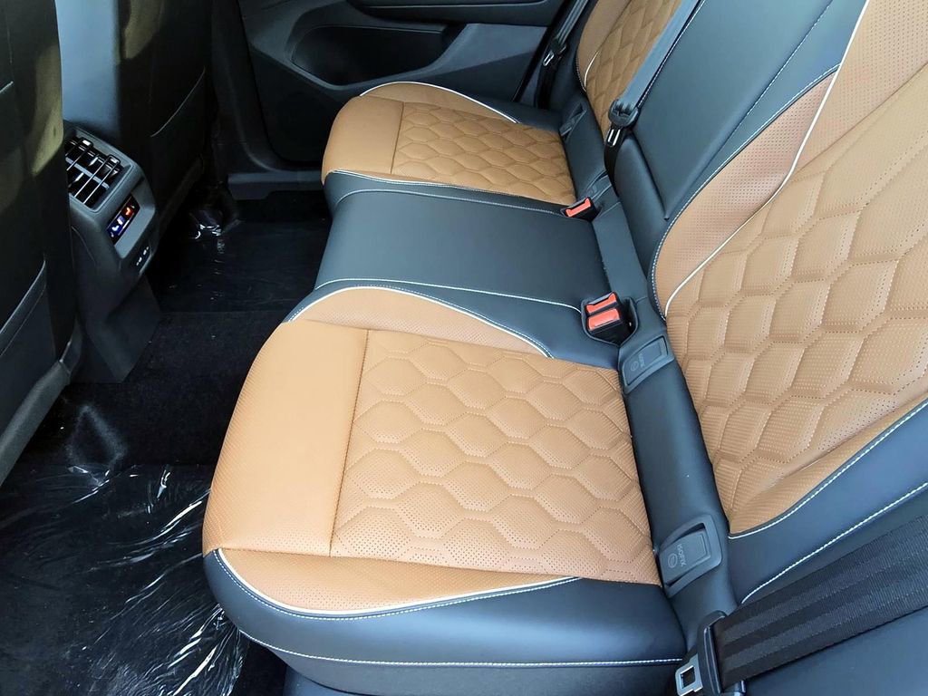 New 2026 Volkswagen Tiguan SEL R-Line image 27