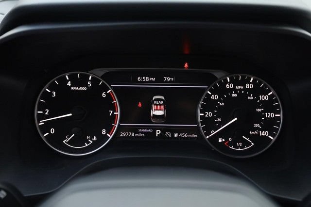 Certified 2025 Nissan Rogue SV FWD image 10