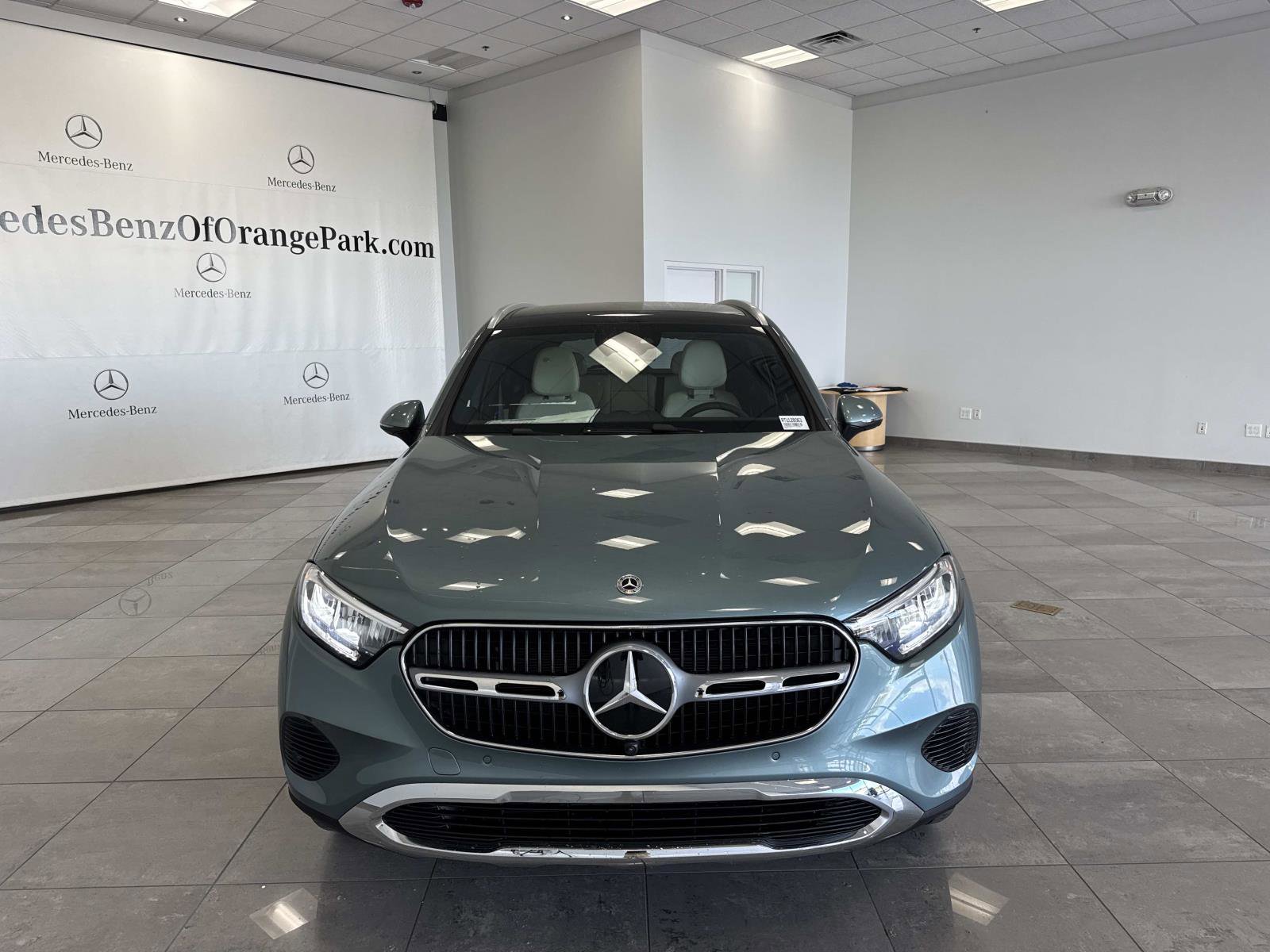 New 2026 Mercedes-Benz GLC 300 image 2