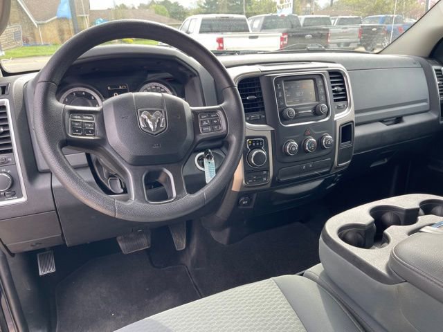 Used 2018 RAM 1500 Classic SLT AWD/4WD image 11