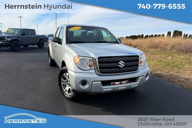 Used 2012 Suzuki Equator Sport image 1