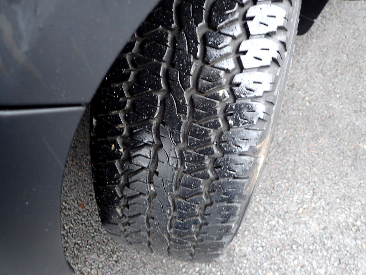 Used 2019 Jeep Cherokee Trailhawk image 24