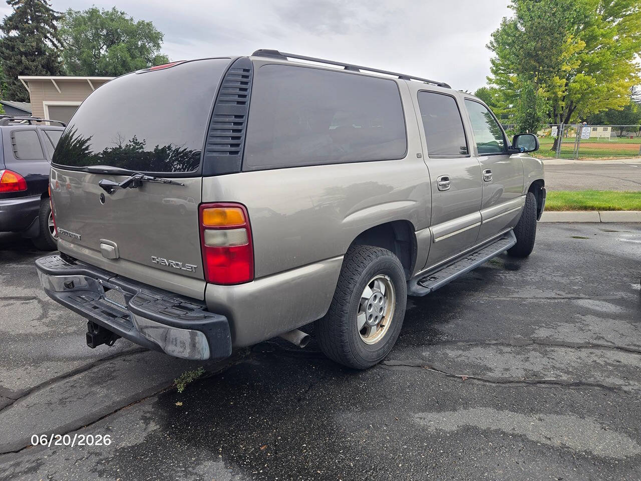 Used 2003 Chevrolet Suburban LT w/ LT Preferred Equipment Group AWD/4WD image 24