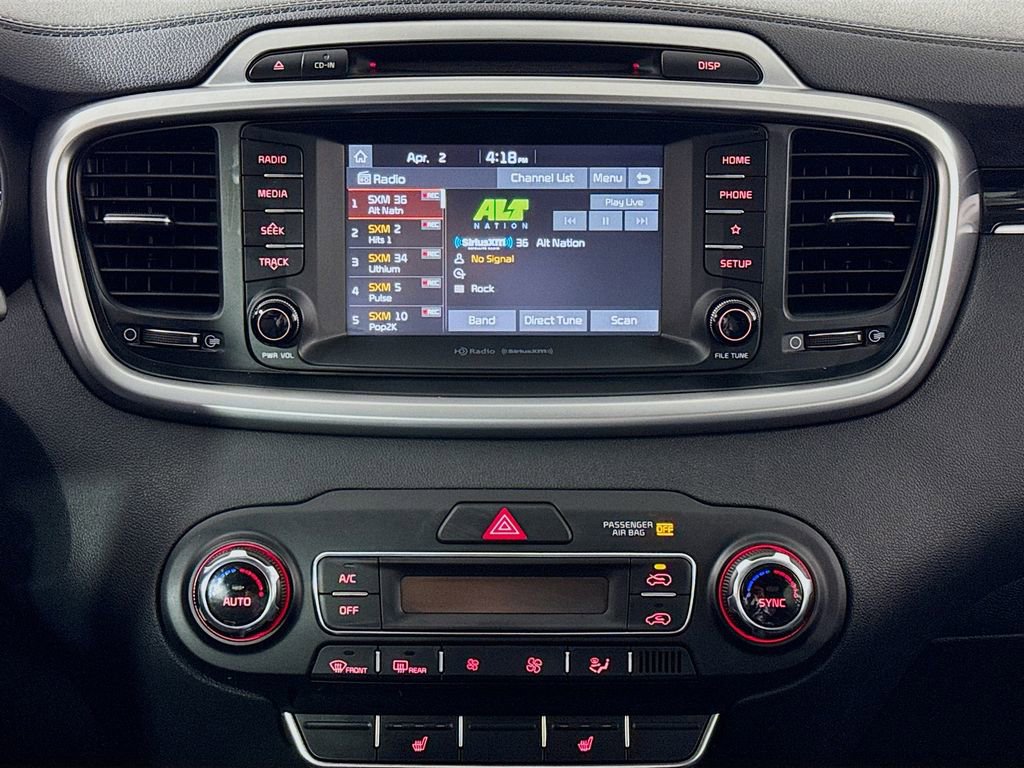 Used 2019 Kia Sorento LX w/ LX Convenience Package image 14