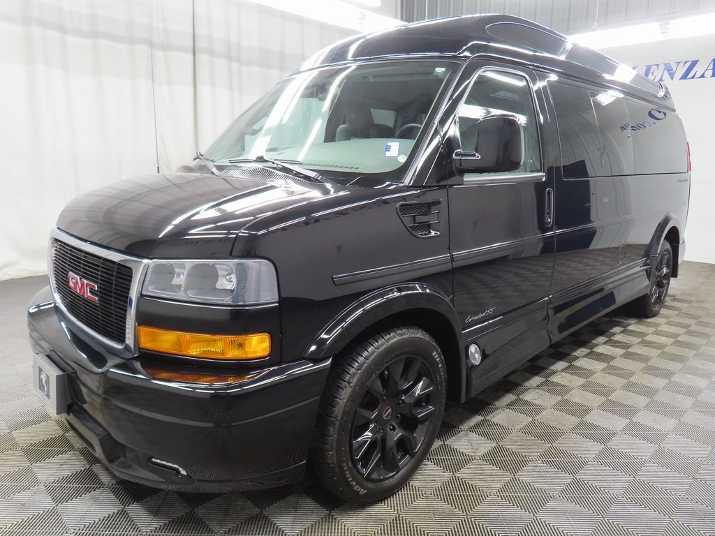 Used 2022 GMC Savana 2500 Extended w/ Enhanced Convenience Package image 6