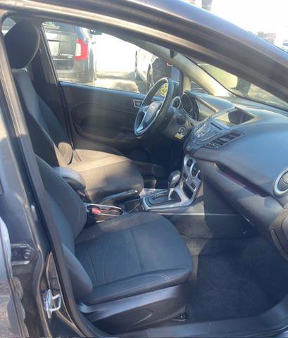 Used 2015 Ford Fiesta SE w/ Comfort Package image 6