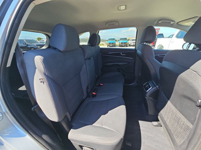 Used 2016 Kia Sorento L FWD image 24