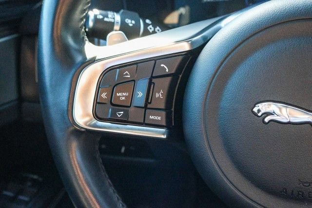 Used 2018 Jaguar XF S image 29