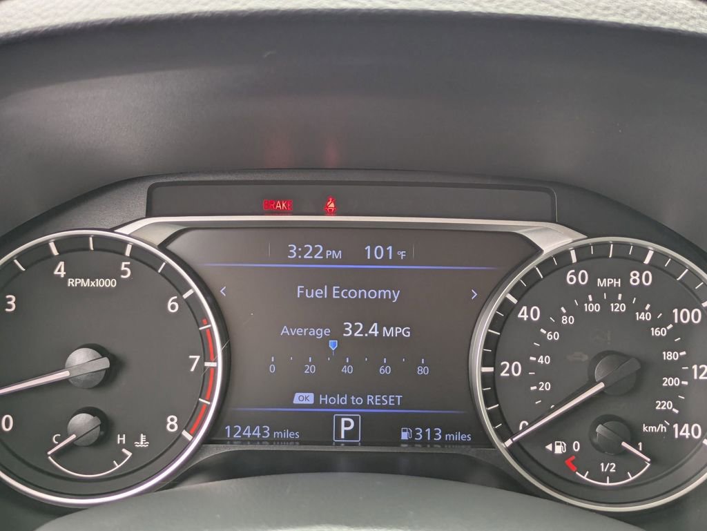 Used 2025 Nissan Altima 2.5 SV FWD image 16