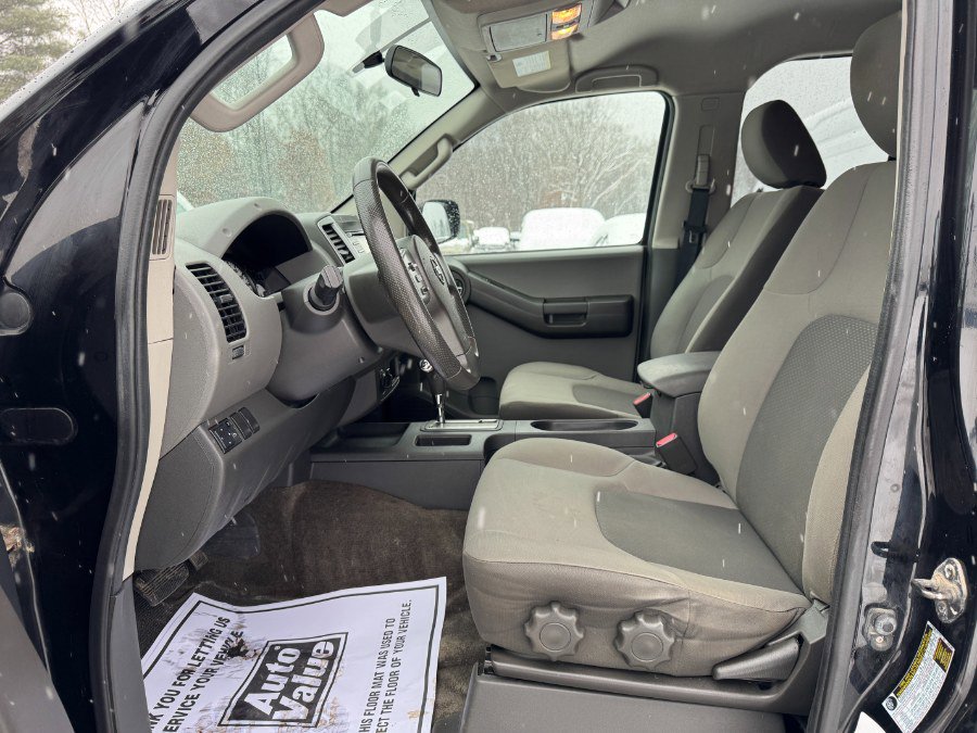 Used 2013 Nissan Xterra 4WD image 15