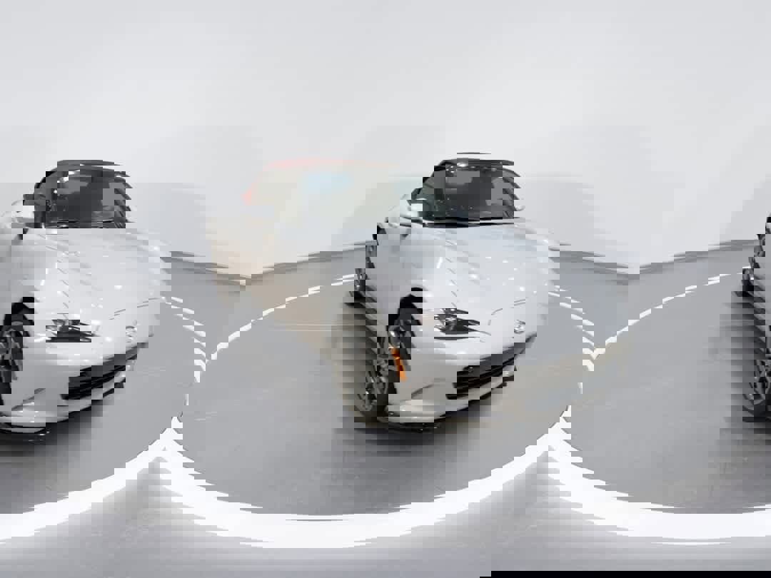 Used 2018 MAZDA MX-5 Miata Grand Touring w/ Appearance Package image 2