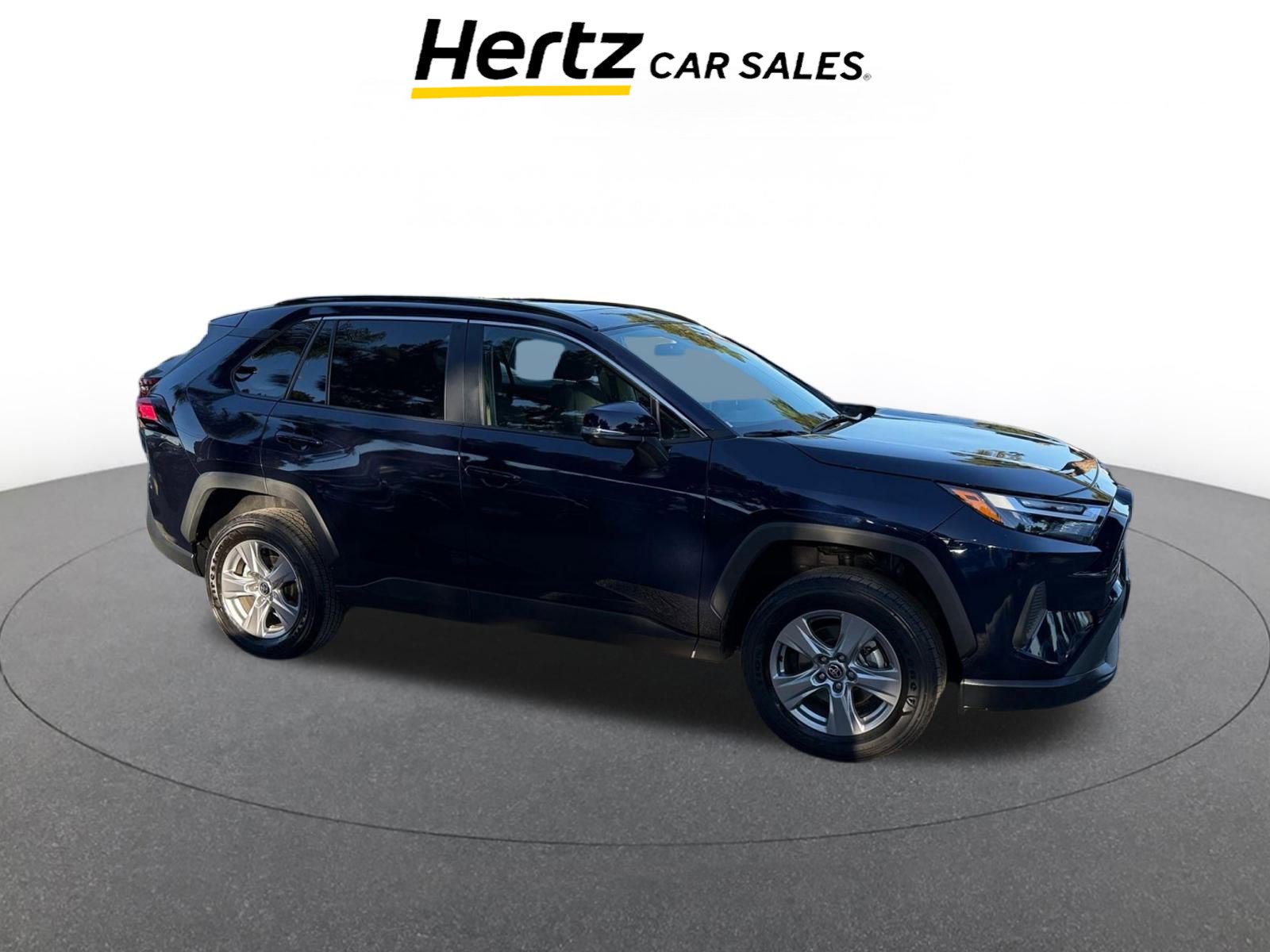 Used 2025 Toyota RAV4 XLE image 1