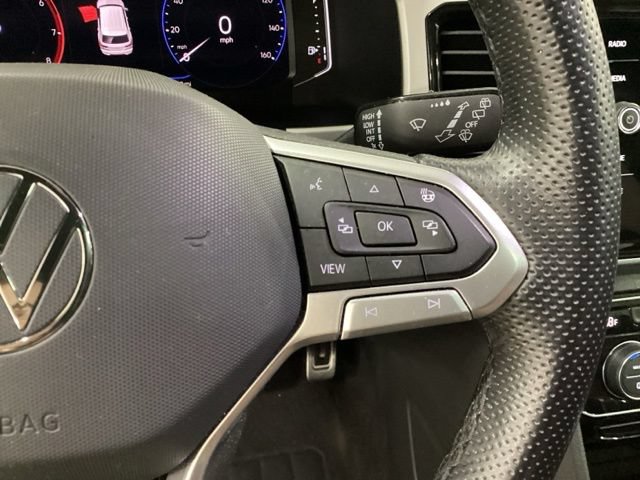 Used 2021 Volkswagen Atlas Cross Sport SEL R-Line AWD/4WD image 21