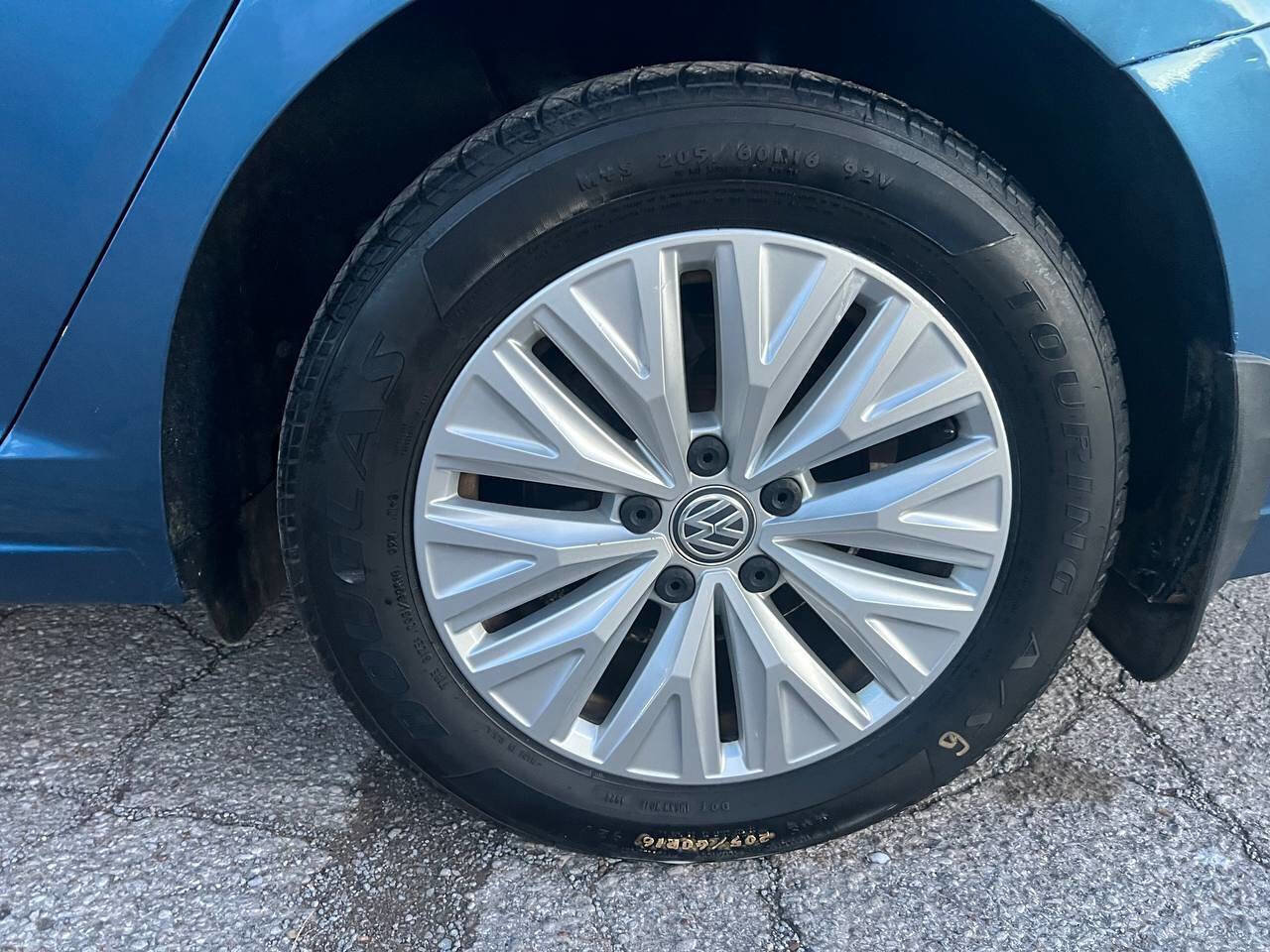 Used 2019 Volkswagen Jetta S w/ Driver Assistance Package image 28