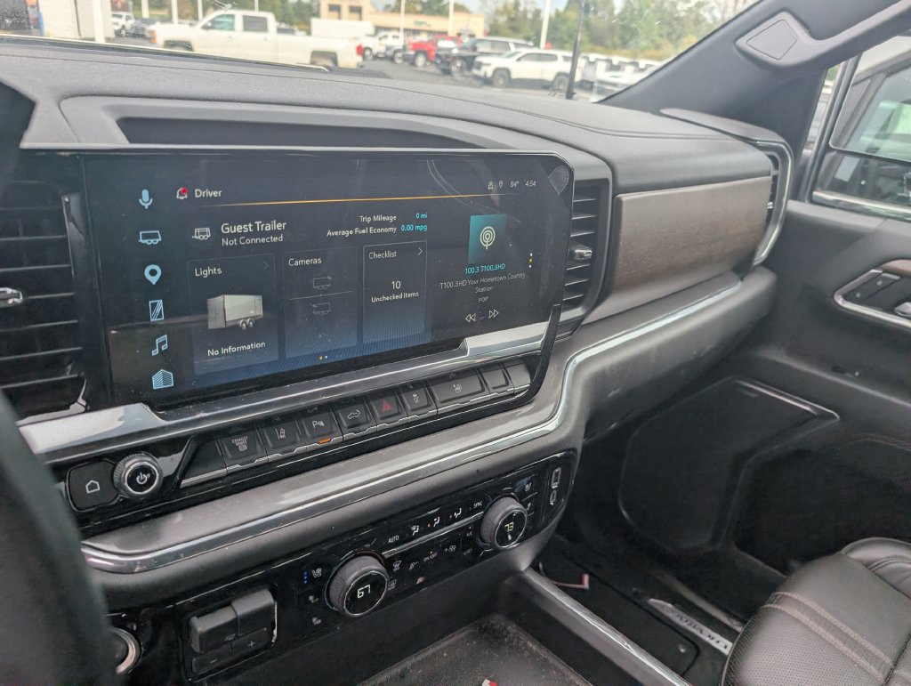 Used 2025 Chevrolet Silverado 3500 High Country w/ High Country Premium Package AWD/4WD image 22