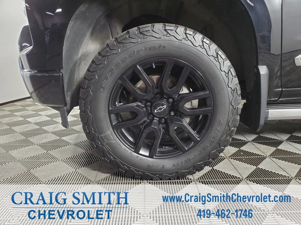 Used 2023 Chevrolet Silverado 1500 High Country w/ High Country Premium Package AWD/4WD image 41