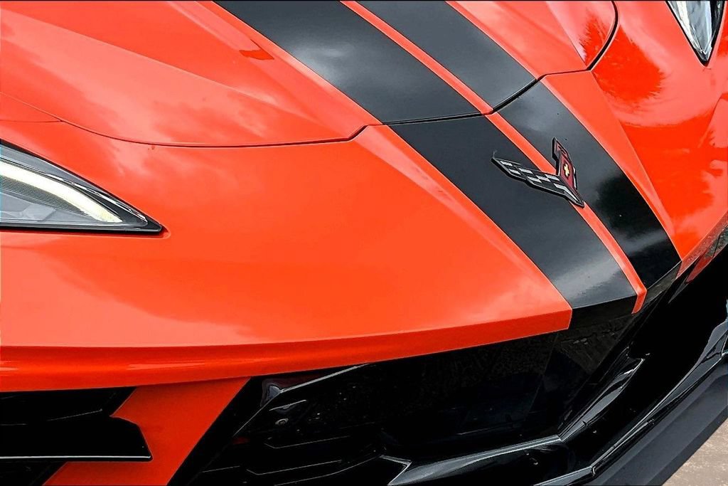 Used 2020 Chevrolet Corvette Stingray Premium Conv w/ 3LT Preferred Equipment Group RWD image 32