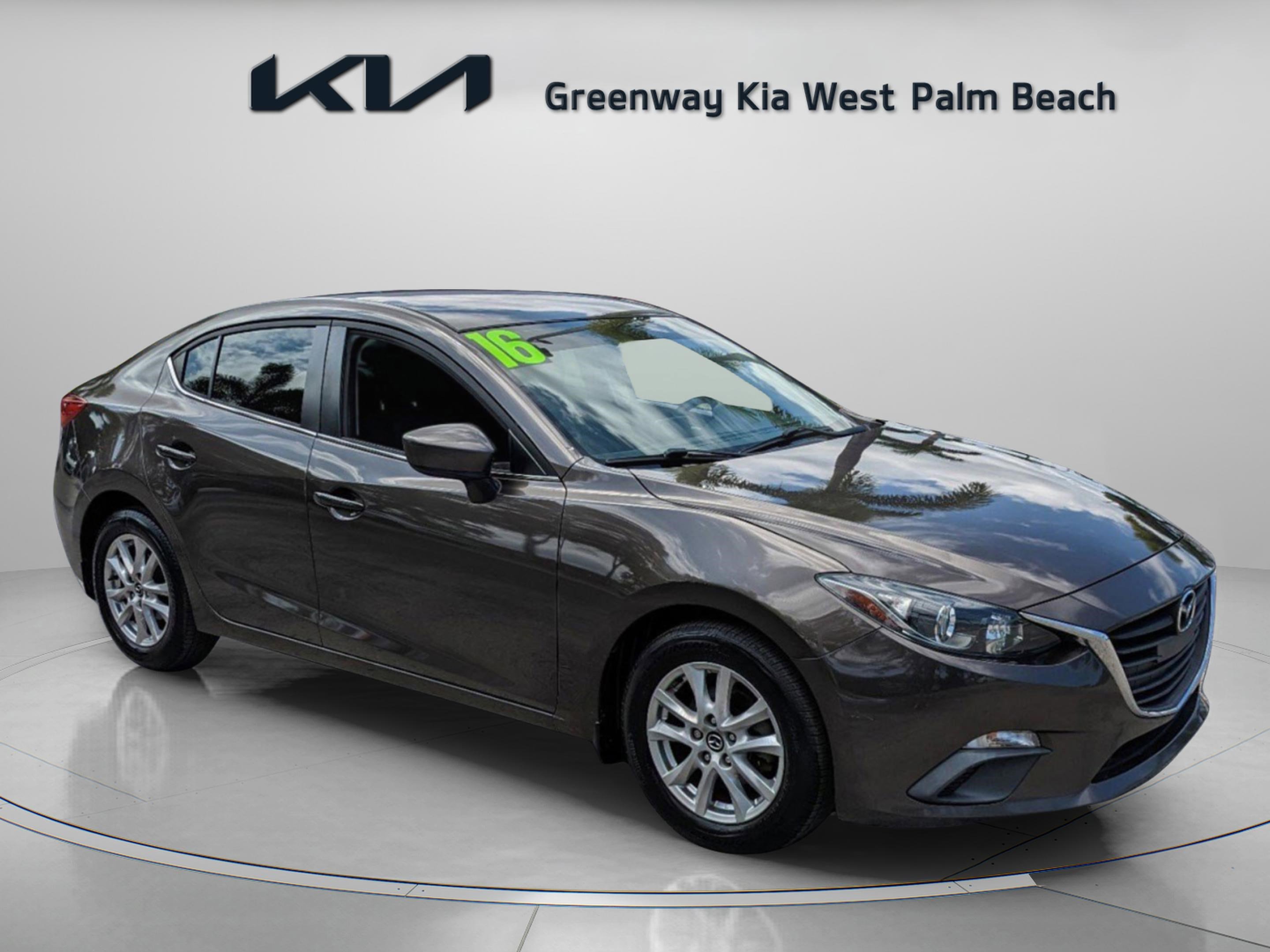 Used 2016 MAZDA MAZDA3 i Sport w/ Preferred Equipment Package FWD image 2
