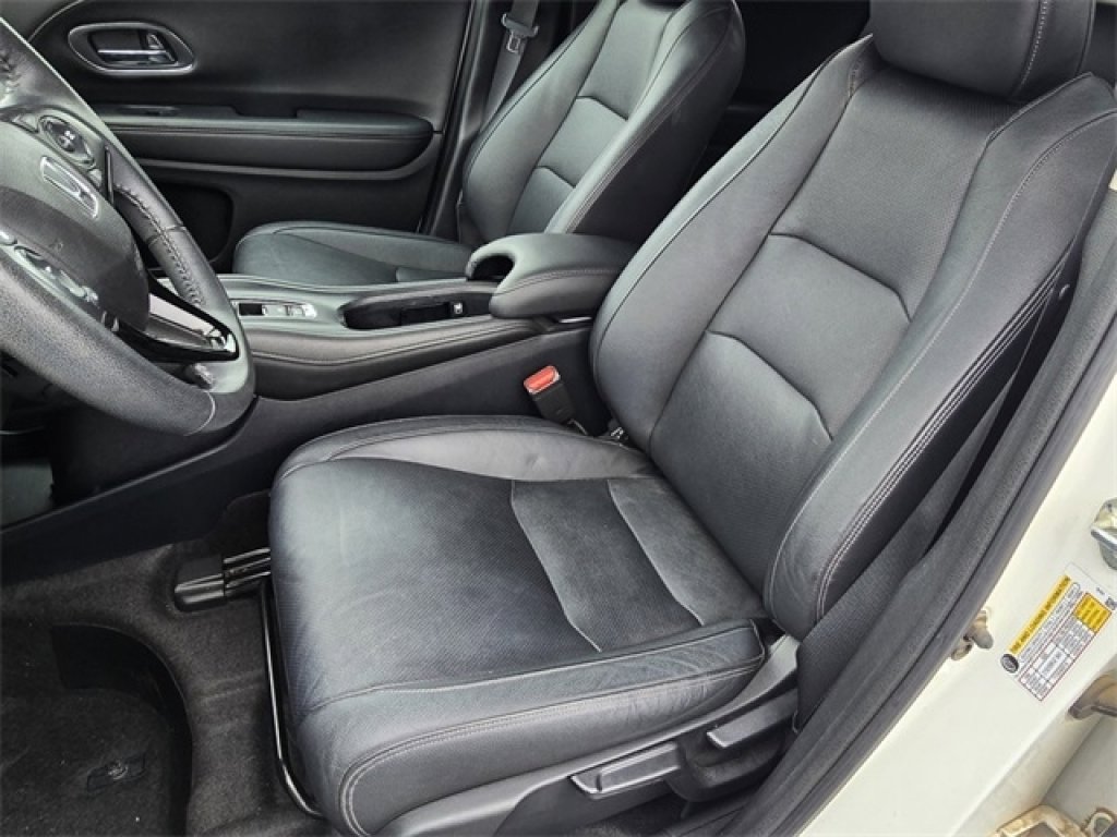 Used 2022 Honda HR-V EX-L image 13