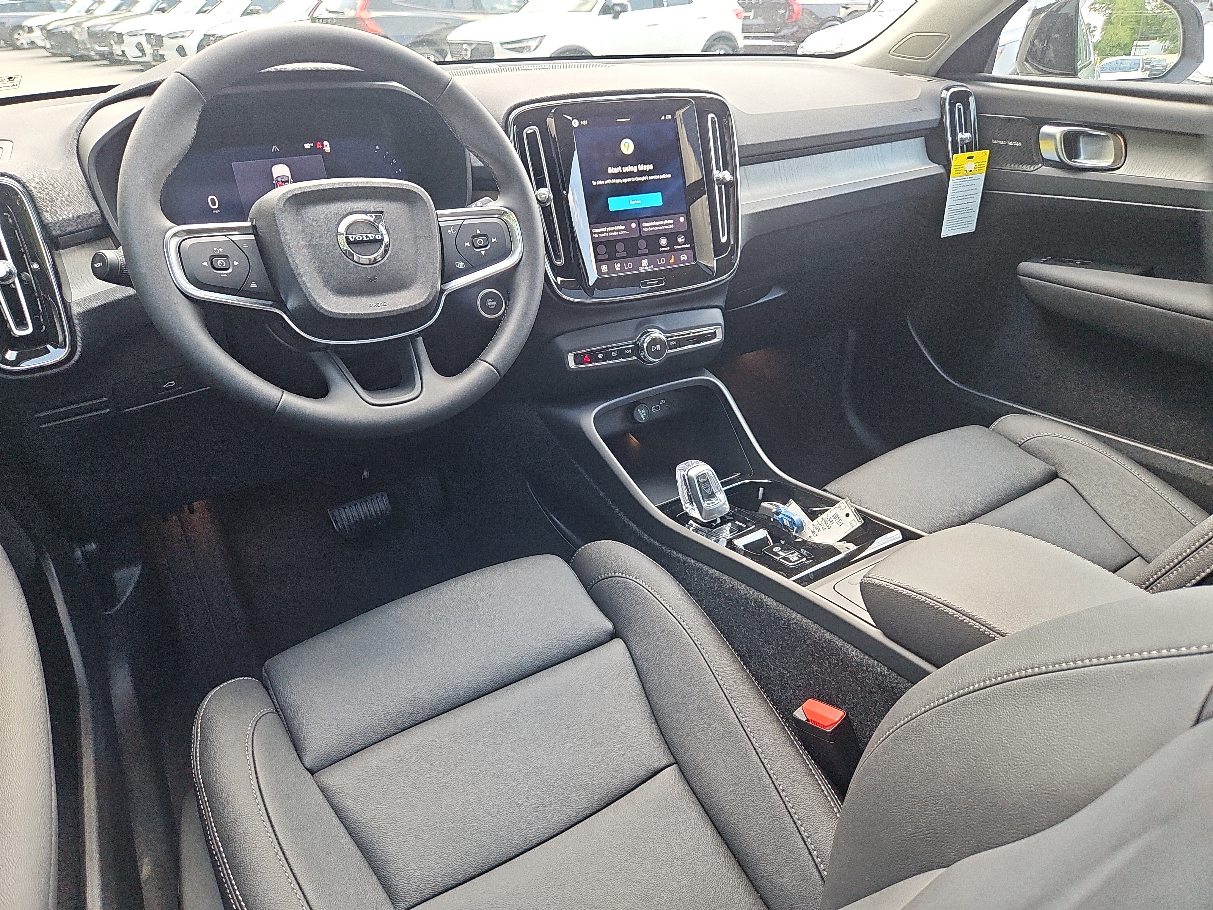New 2026 Volvo XC40 B5 Ultra w/ Protection Package Premier AWD/4WD image 3