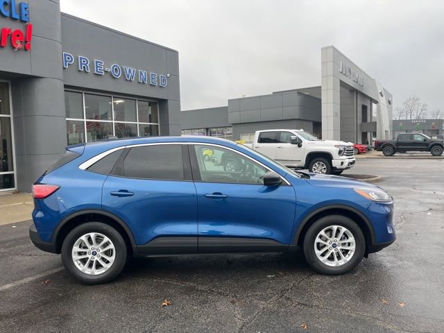 Used 2022 Ford Escape SE w/ Convenience Package image 3