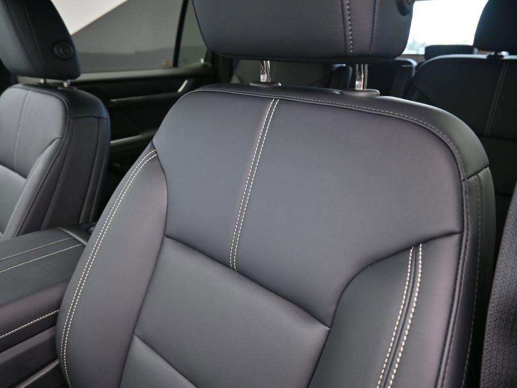 New 2025 GMC Acadia Elevation w/ Elevation Premium Package image 20