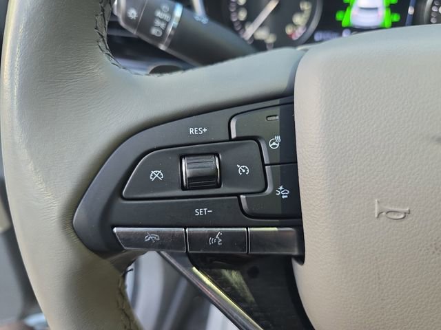 Certified 2023 Cadillac XT6 Premium Luxury w/ Technology Package FWD image 16