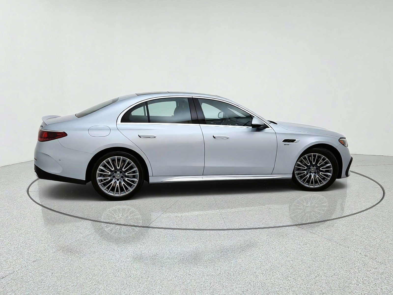 Certified 2025 Mercedes-Benz E 53 AMG e 4MATIC Sedan image 7
