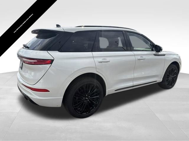 Certified 2023 Lincoln Corsair Reserve w/ Equipment Group 201A image 8