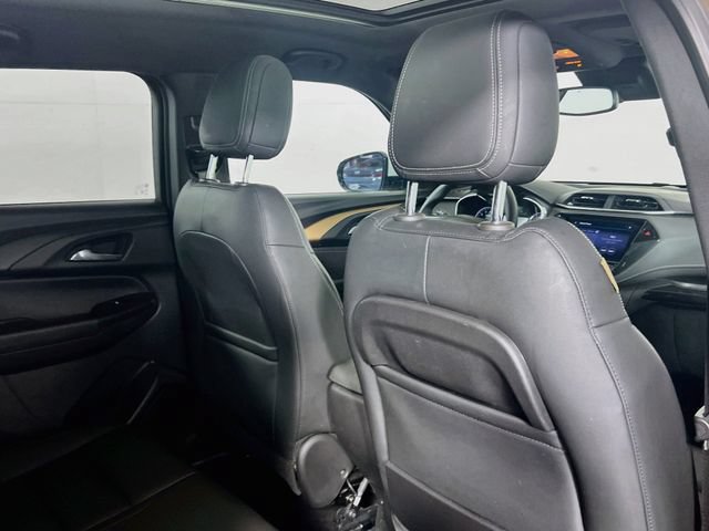 Used 2022 Chevrolet TrailBlazer ACTIV w/ Sun and Liftgate Package FWD image 8