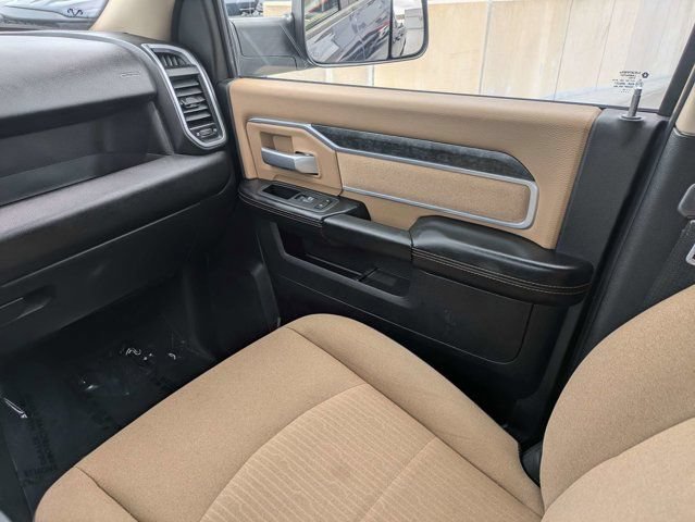 Used 2022 RAM 2500 Big Horn AWD/4WD image 16