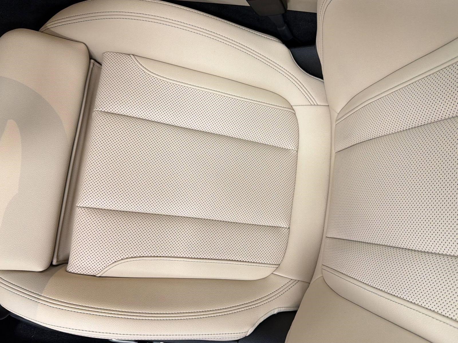 Used 2025 BMW 430i xDrive Coupe w/ Premium Package image 17