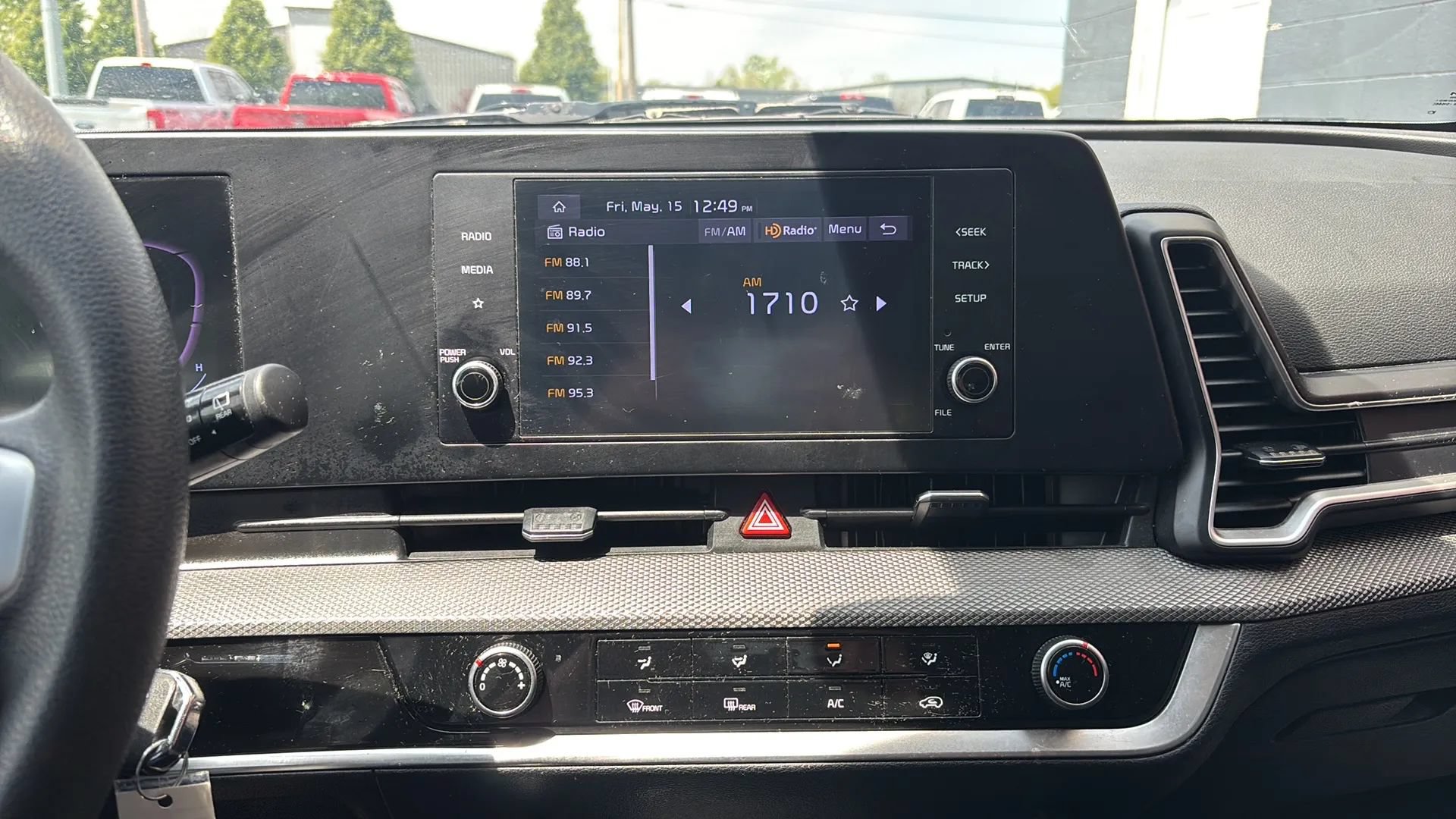 Used 2023 Kia Sportage LX AWD/4WD image 24