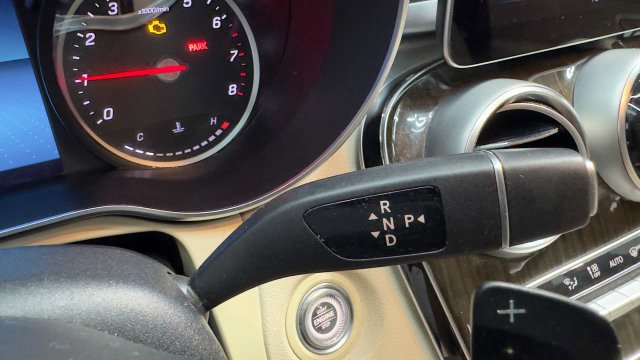 Used 2019 Mercedes-Benz C 300 Sedan image 29